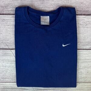 Vintage 1990s Nike Silver Tag Navy Blue Essential T-shirt